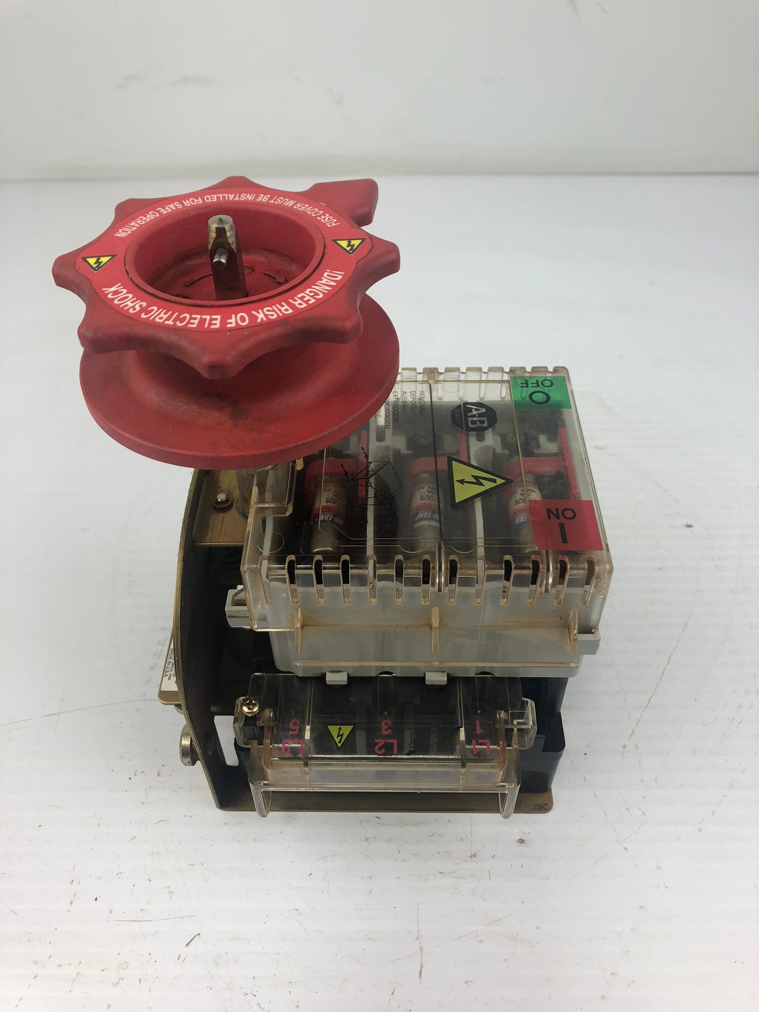 Allen-Bradley 194RF-NC030* Ser A Fused Disconnect Switch Mounted