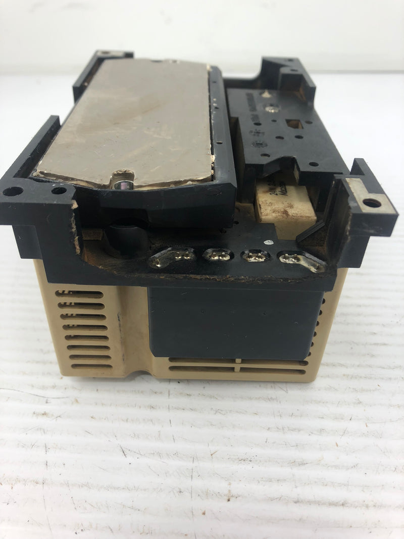 Yaskawa Servopack SGDR-SDA710A01BY29 Servo Driver (Casing Broken)