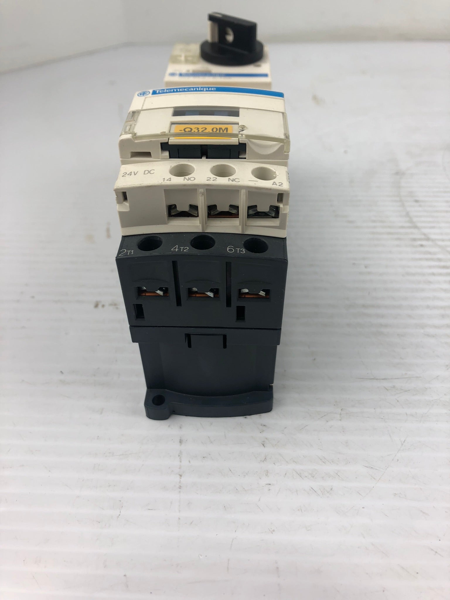 Telemecanique GV2-P14/6-10A Motor Circuit Breaker with LC1D12 Contactor