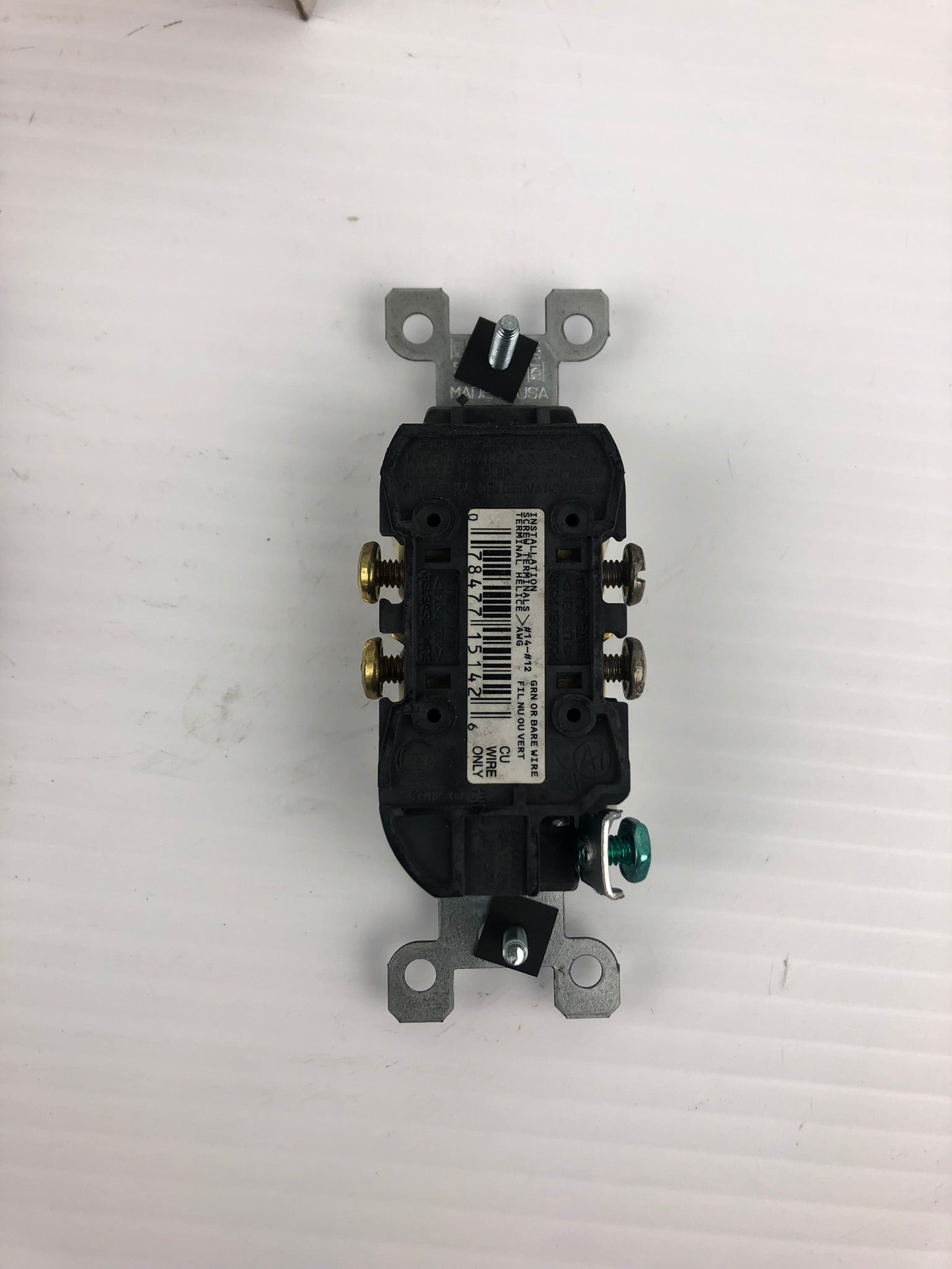 Leviton 5320-WMP White Outlet 15A-125V - Lot of 5