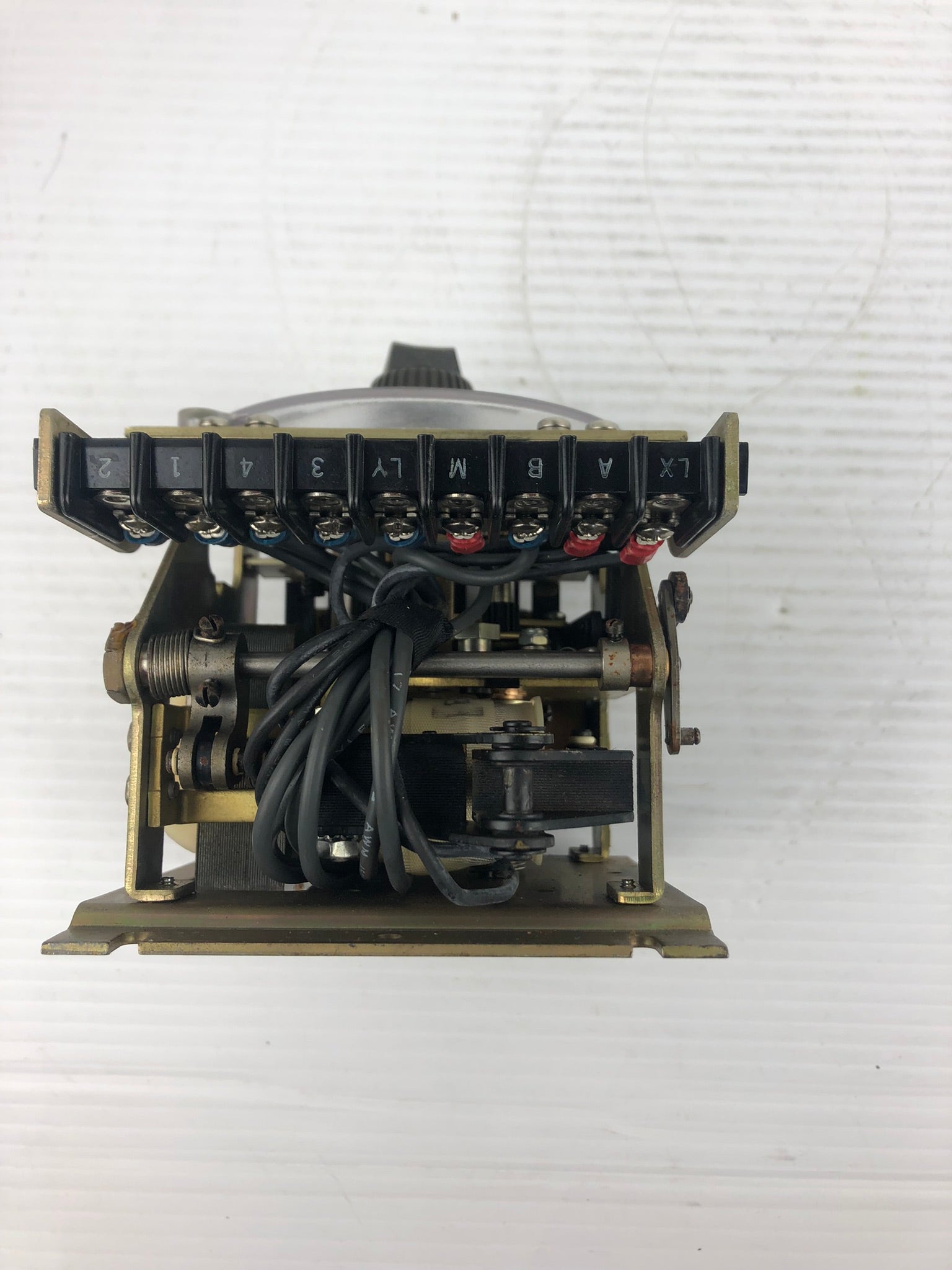Eagle Signal HZ42AB212 Microflex Counter 120VAC 10A
