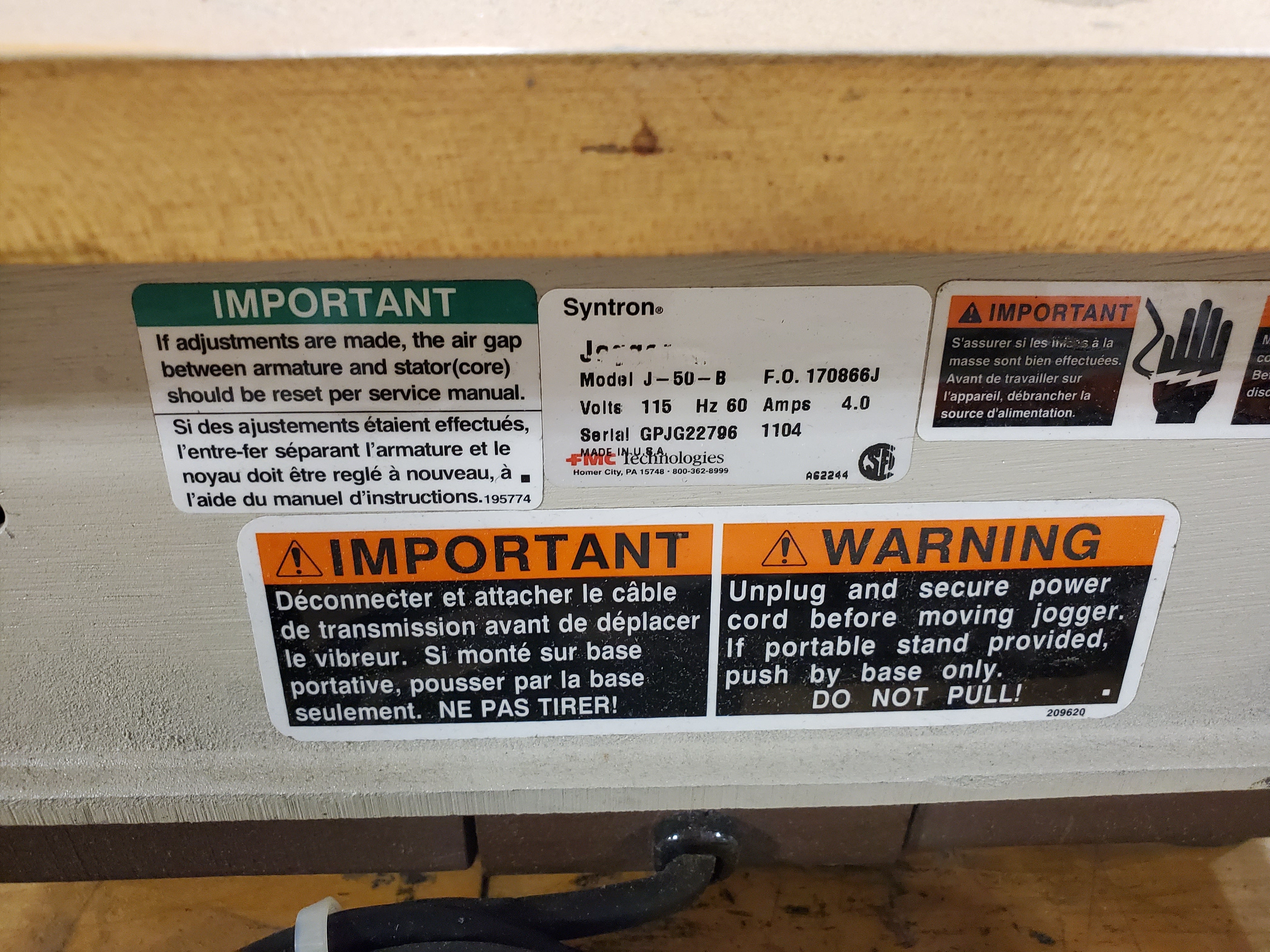 FMC Syntron J-50-B Flat Deck Paper Jogger Shaker Table