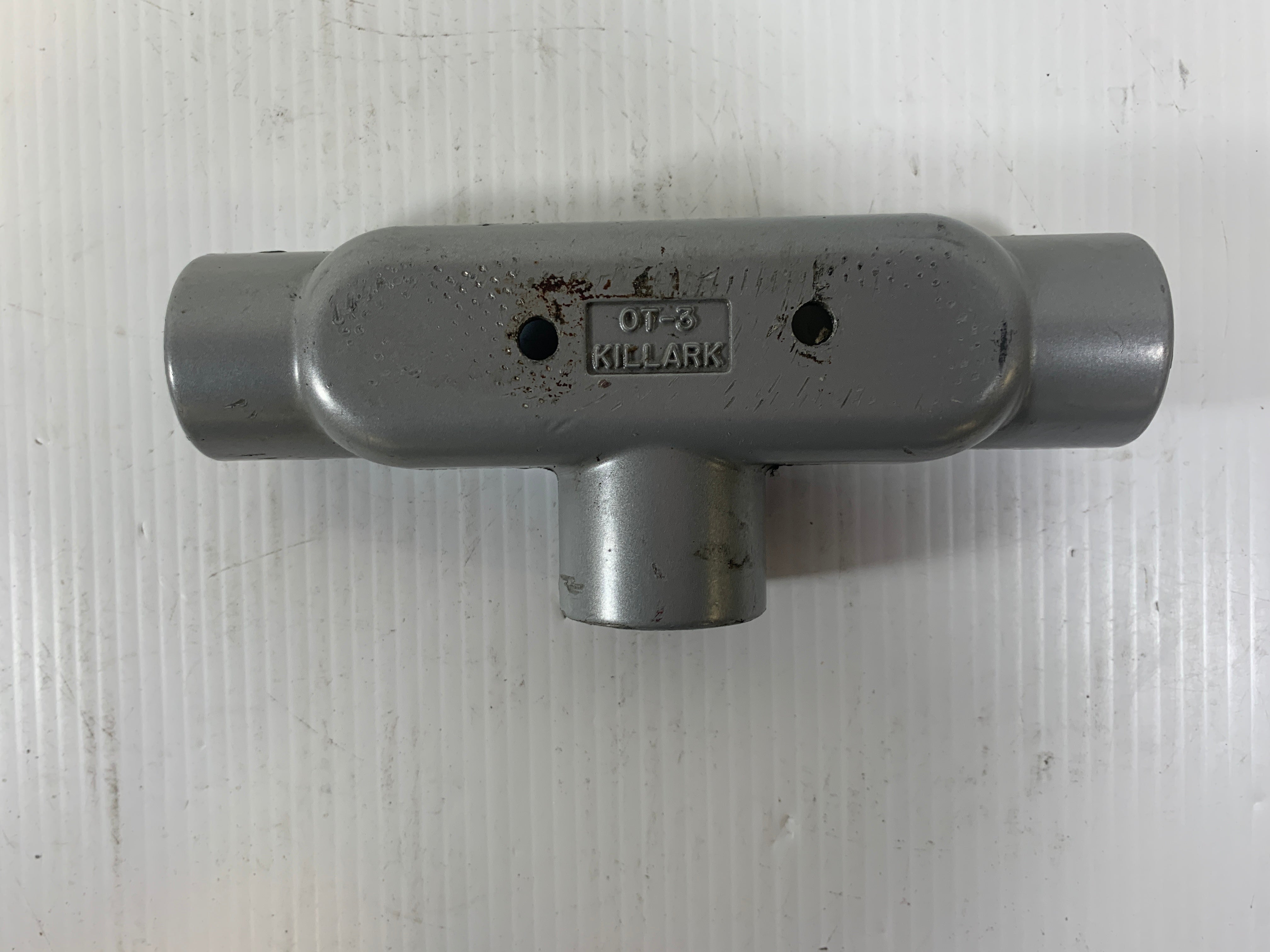 Killark Aluminum Conduit Fitting OT-3 1 1/4"