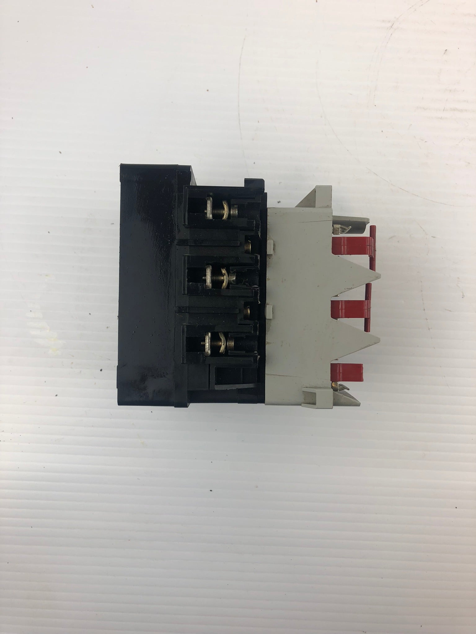 Allen-Bradley 194R-NJ030P3 Fuse Series B 3-Pole Molded Case Switch - Broken Pc