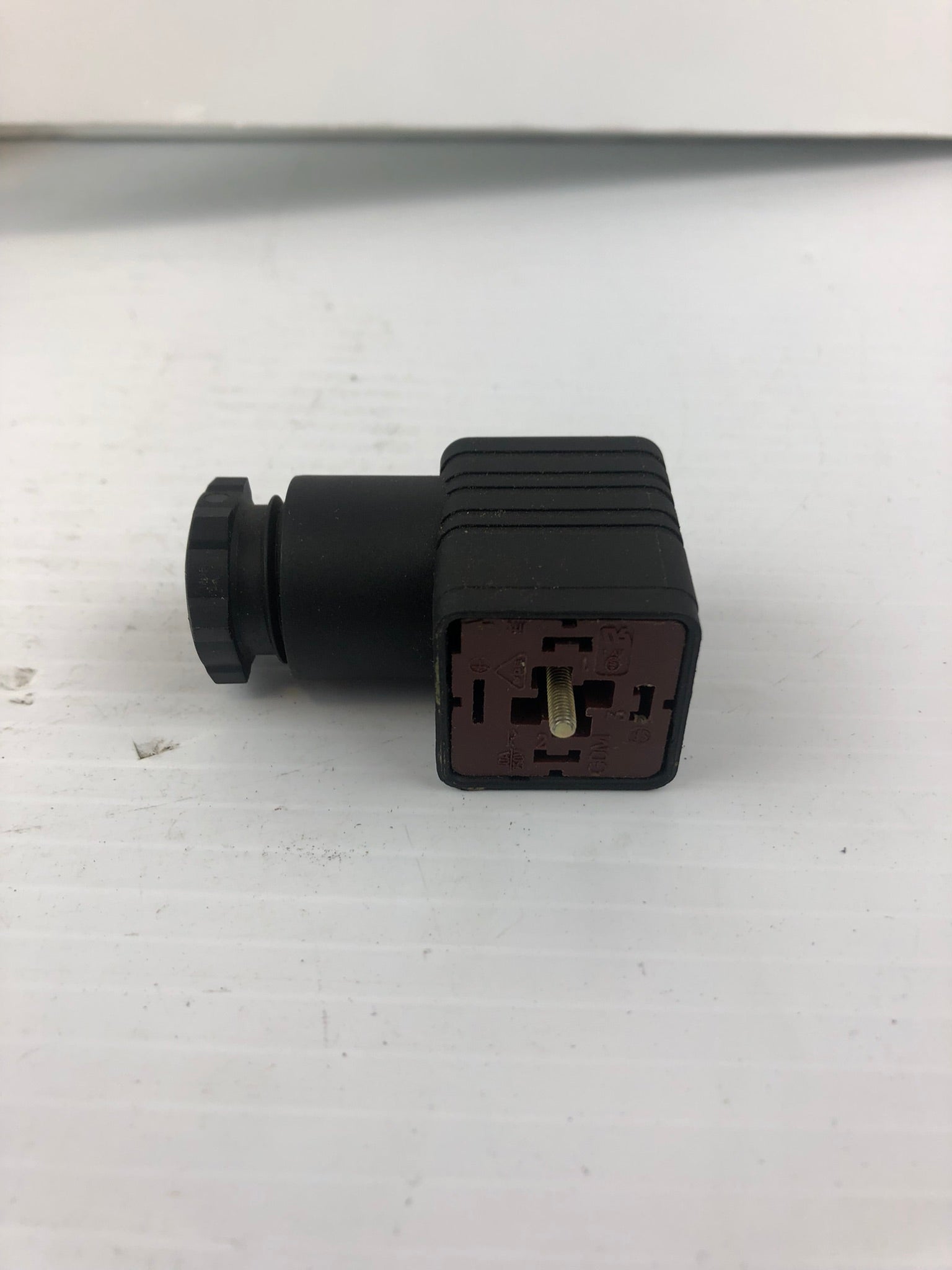 Hirschmann G Valve Connector
