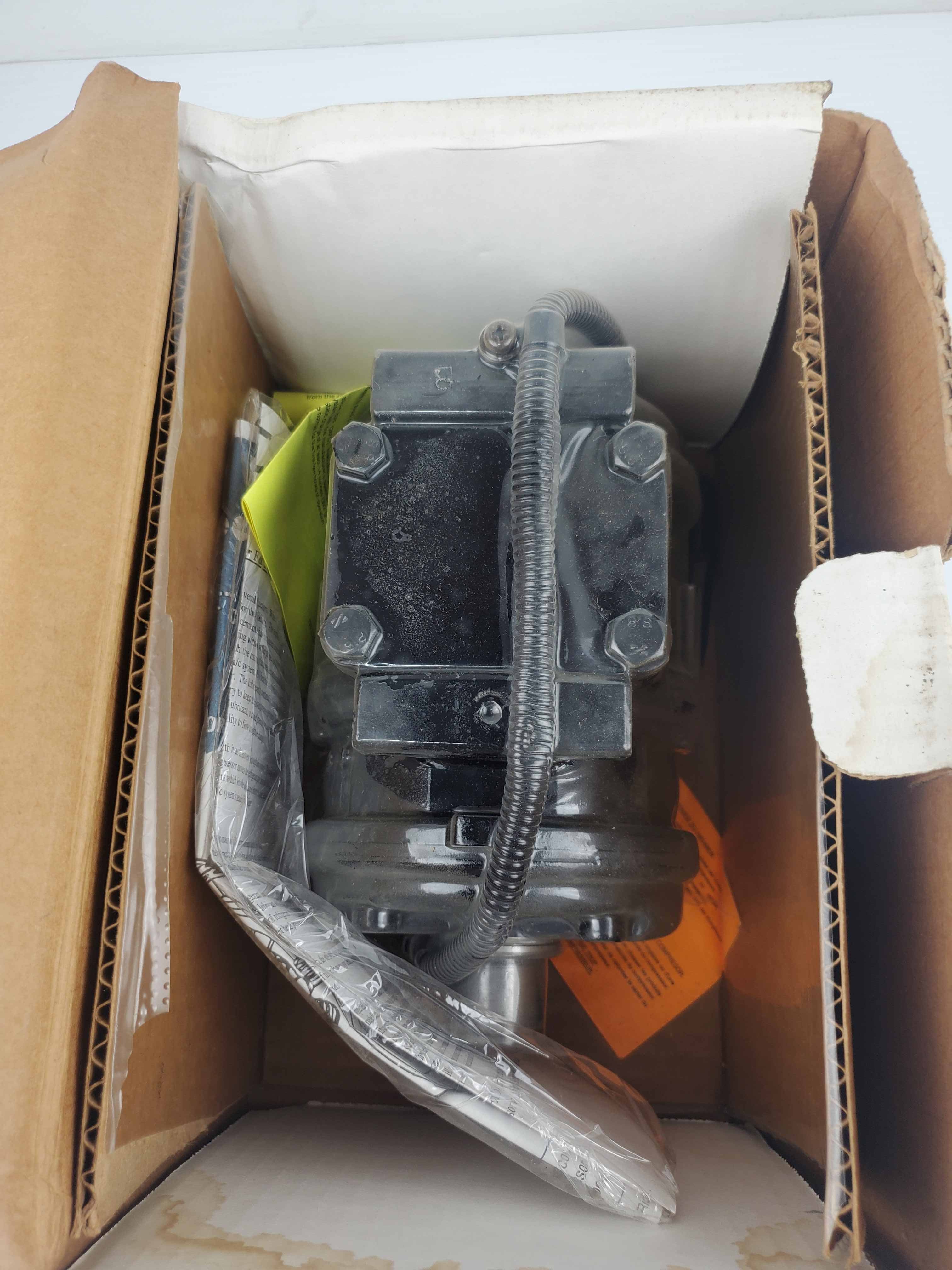 Four Seasons 57328 Compressor Remanufactured