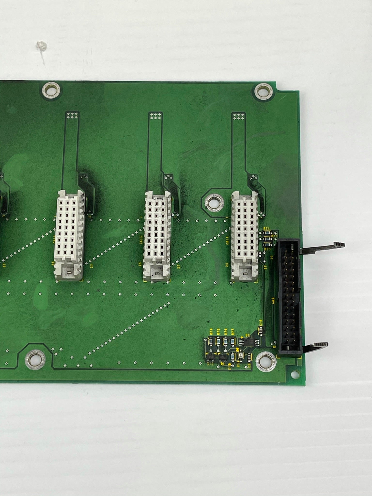 Allen-Bradley 961772 X1746-A10 PLC Chassis Rack Circuit Board