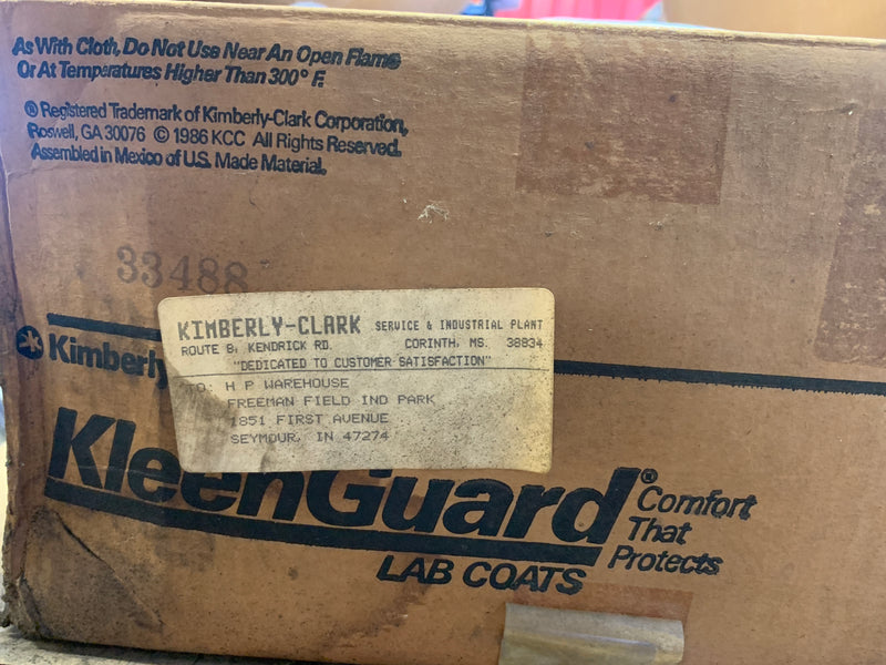 Box of Kleen Guard Disposable Lab Coats Large White Vintage 33488