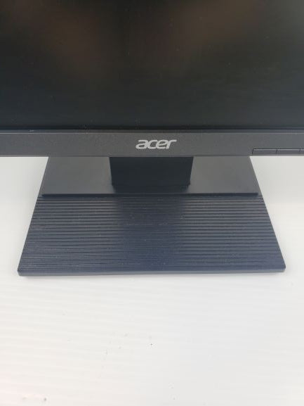 Acer V176L Computer Monitor - 18" Screen - NOT TESTED - NO POWER CORD