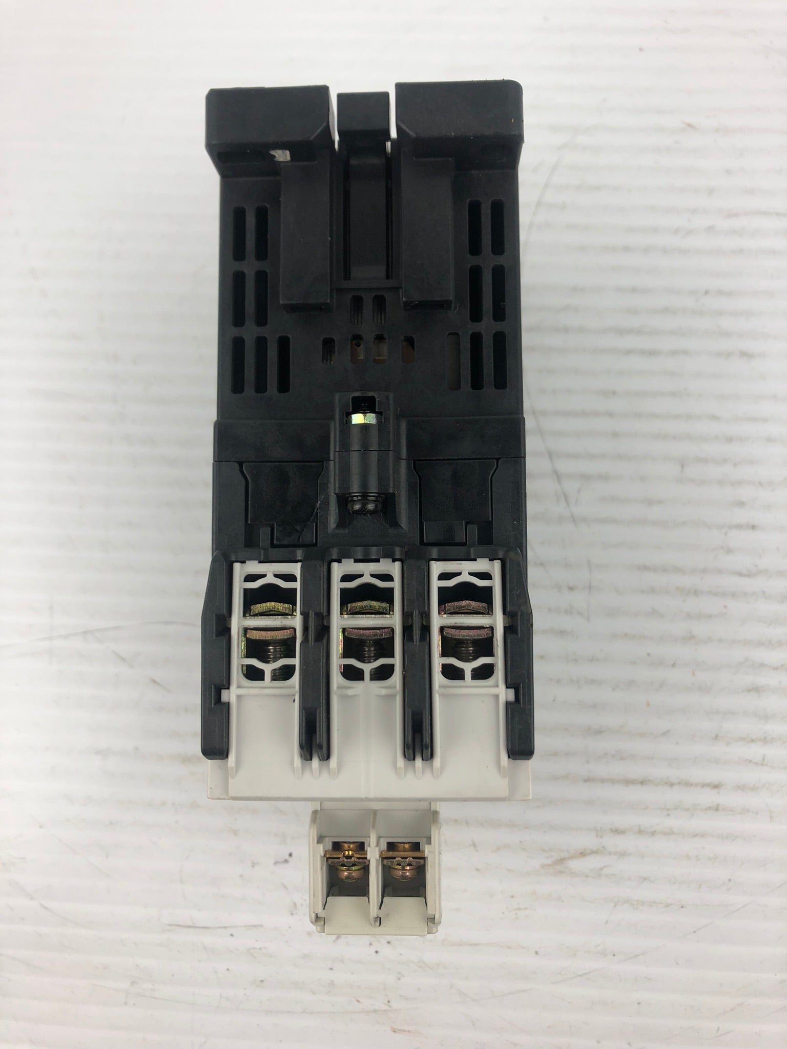 Fuji Electric SC-E1/G Contactor with Fuji SZ-A11T Fuji SZ-Z36 Coil Surge