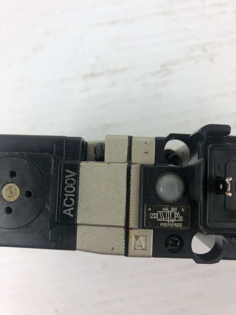 SMC Solenoid Valve VS7-6-FG-S-1NM 100V