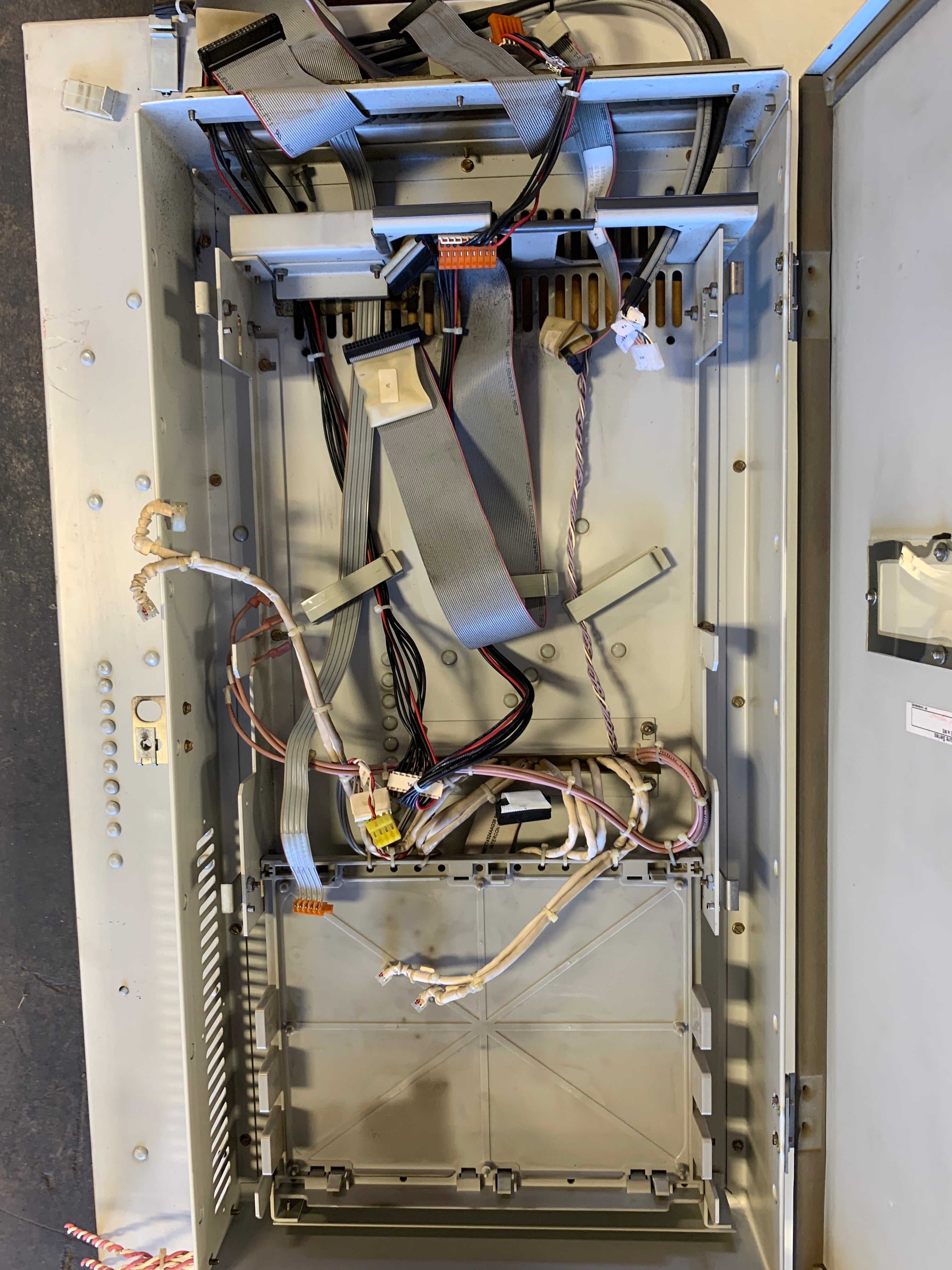 GE 3VRLJ615CD002 Drive Systems - CABINET ONLY