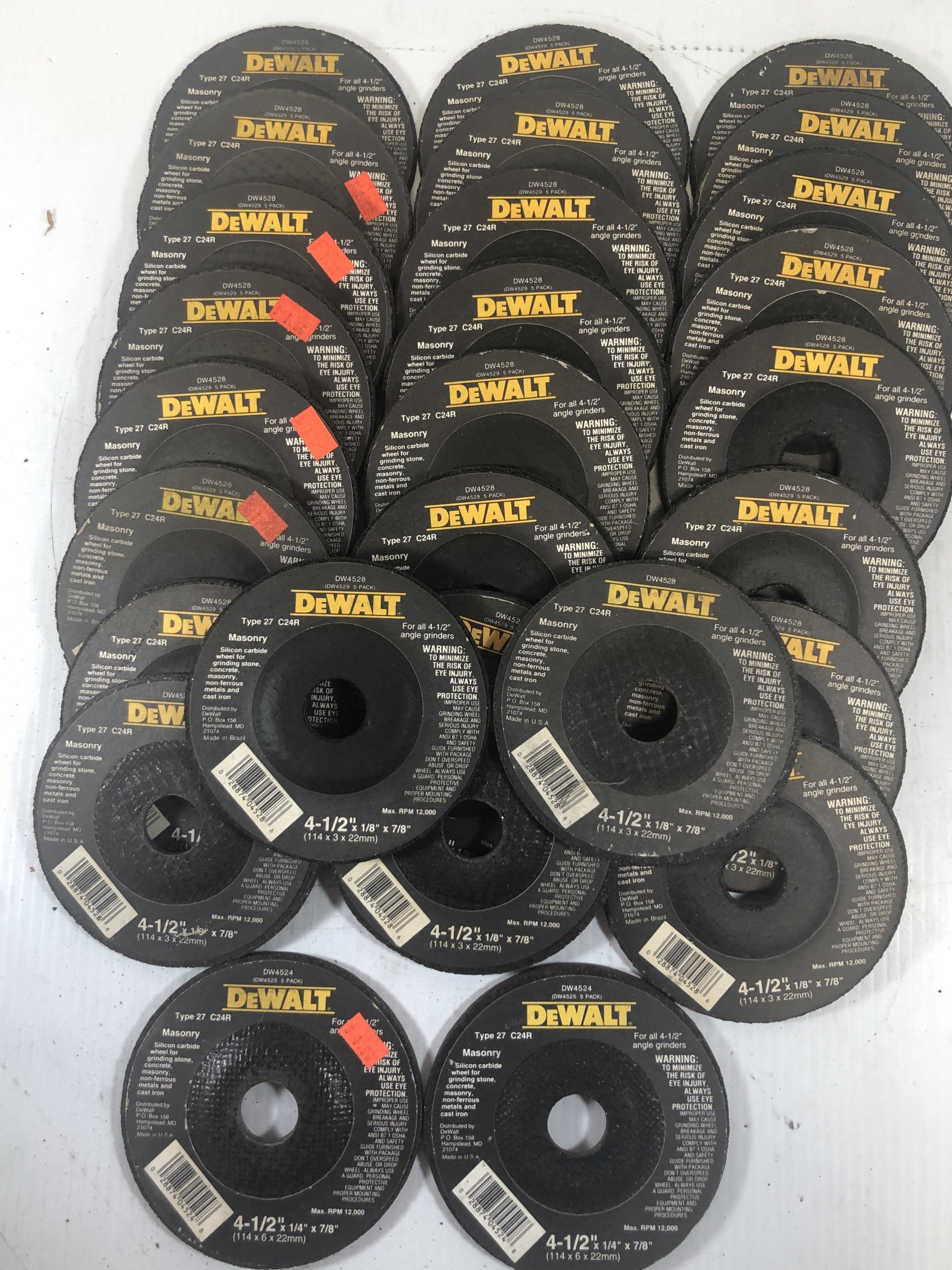 DeWalt Masonry Grinding Wheel 4 1/2" x 1/8" x 7/8" C24R DW4528 Lot of 10