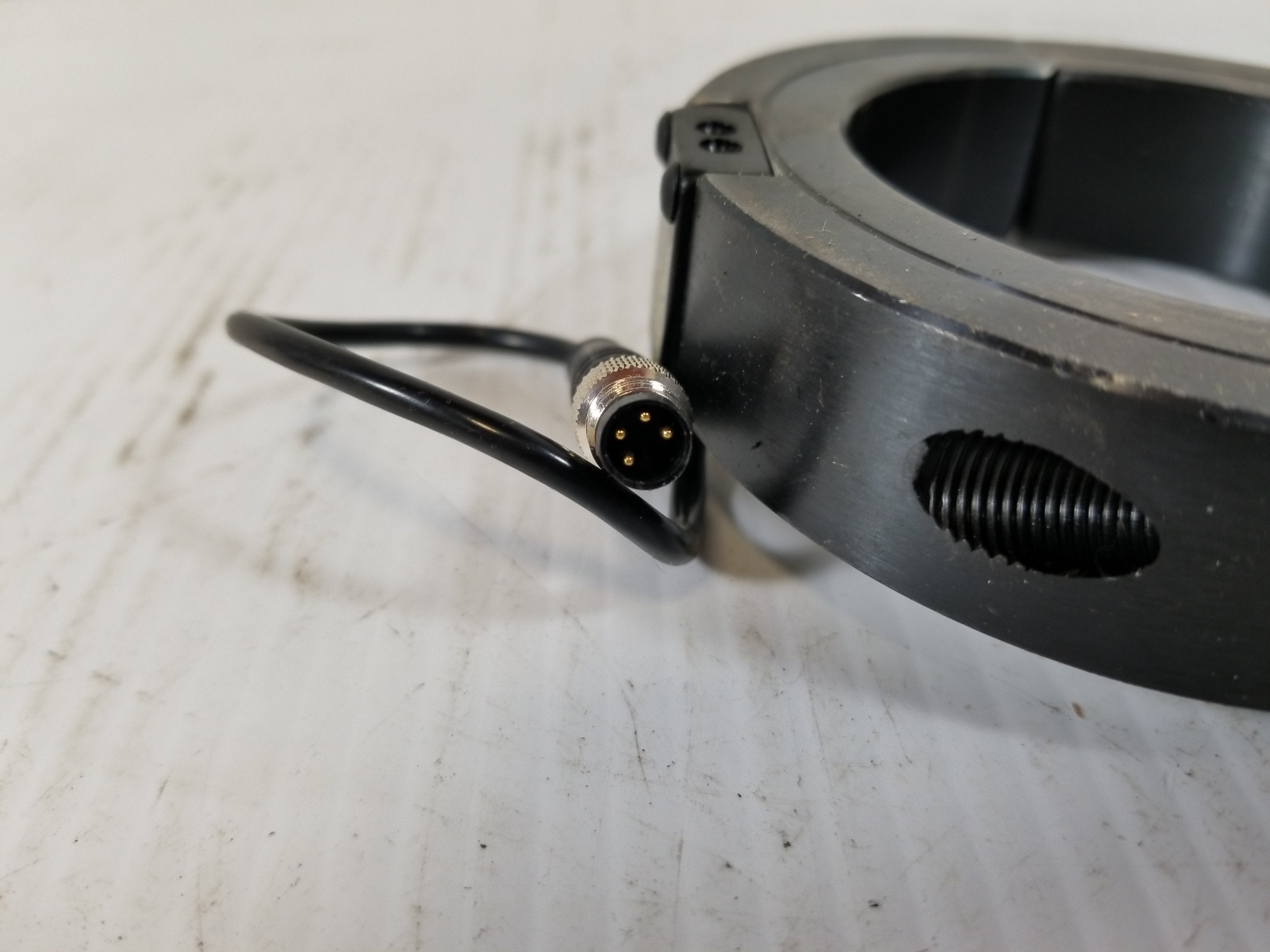 Fastenal 34332 2-1/2" Clamping Collar with QS12VP6DBZQ