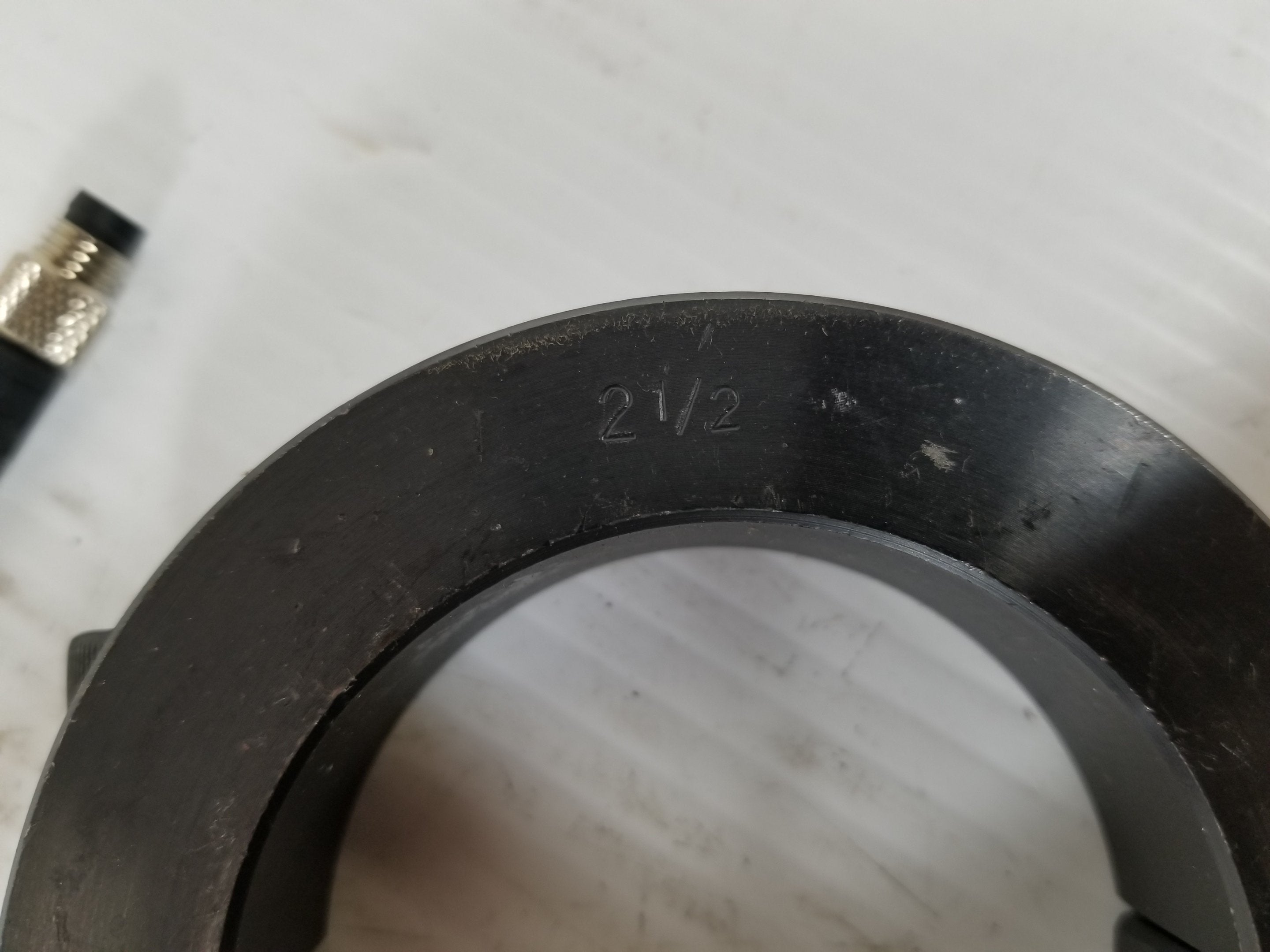 Fastenal 34332 2-1/2" Clamping Collar with QS12VP6DBZQ